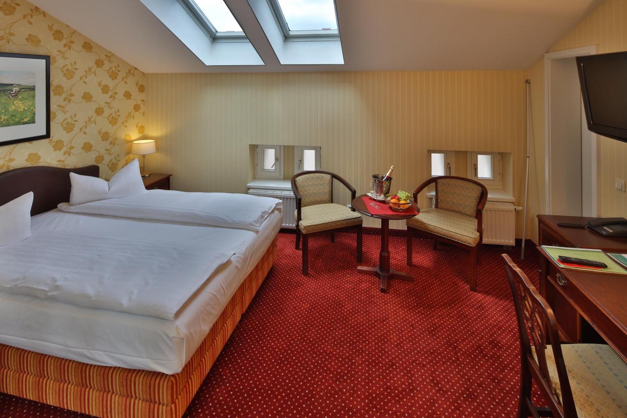 שוורין Hotel Elefant חדר תמונה