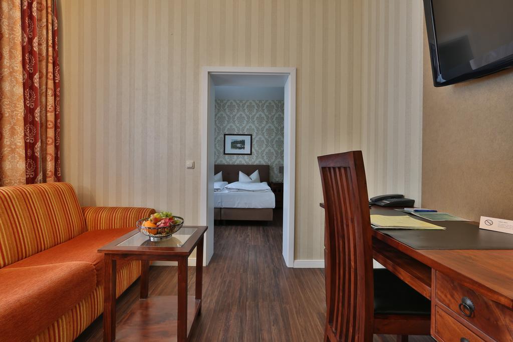 שוורין Hotel Elefant מראה חיצוני תמונה