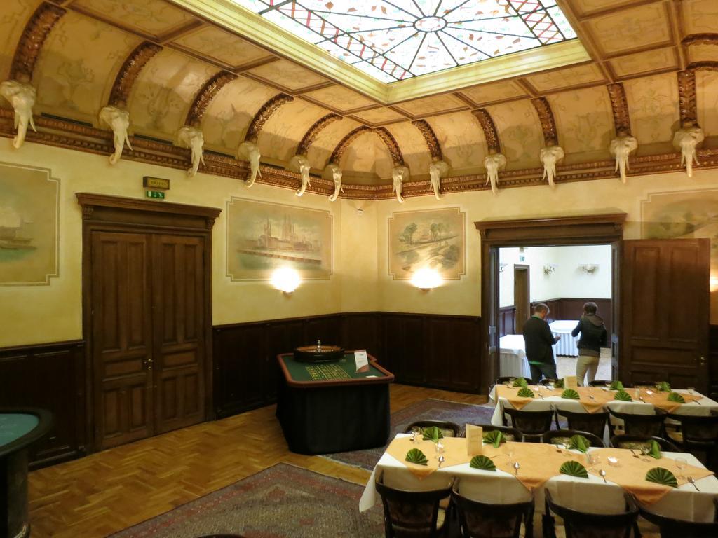 שוורין Hotel Elefant מראה חיצוני תמונה
