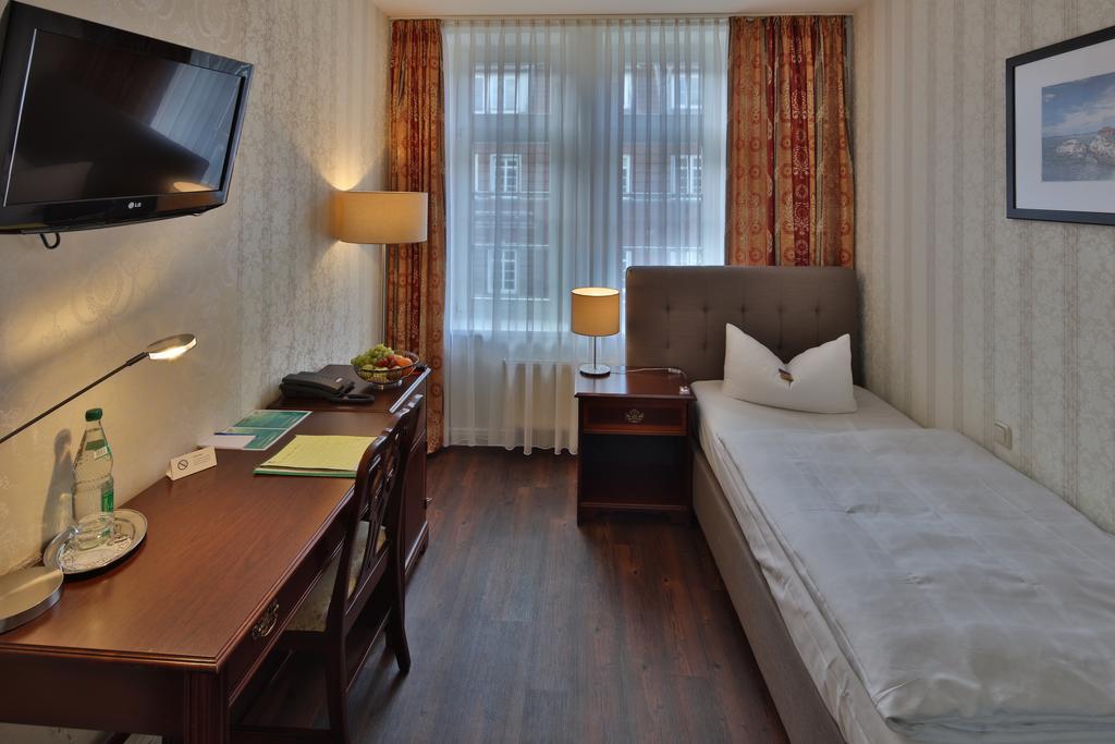 שוורין Hotel Elefant חדר תמונה